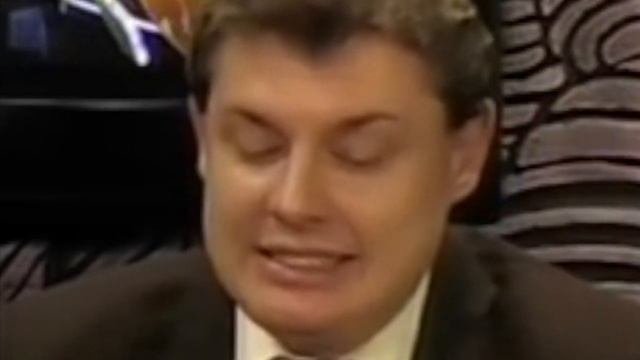 Подвергнуть смертной казни расстрелянием