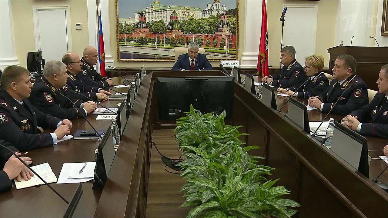 Личному составу Главного управления МВД представлен новый руководитель Олег Баранов
