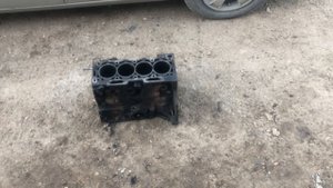 Где находится номер двигателя на автомобиле Ситроен с4