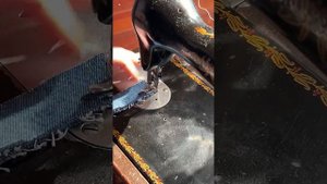 Швейная машинка ПМЗ 1А с ручным приводом