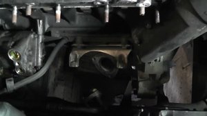 Vauxhall / Opel Corsa C 1.4 petrol Twinport - exhaust manifold / catalytic converter removal