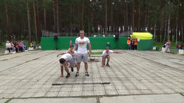 Праздник Здорового образа жизни А у нас во дворе 