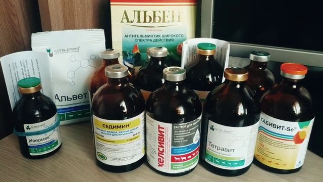 Сельские будни: отелы коров 2022, возим рулоны на мтз 82, витамины телятам, молоко мясных коров смотреть онлайн