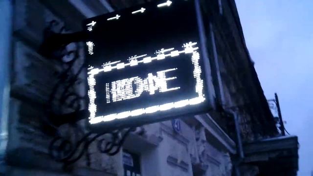 Двухсторонняя бегущая строка LEDTEXX смотреть онлайн