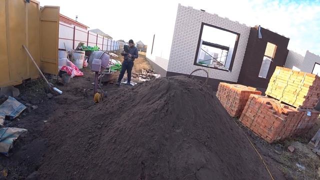 Кладка столбов на ОГРОМНОЙ ТЕРРАСЕ в четыре руки!МОНТАЖ ПОД КЛЮЧ! смотреть онлайн