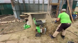 измельчитель сена заработал