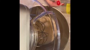 Приготовление бисквитного рулета с кремом и бананом. Обзор планетарного миксера Kitfort КТ-1339-1