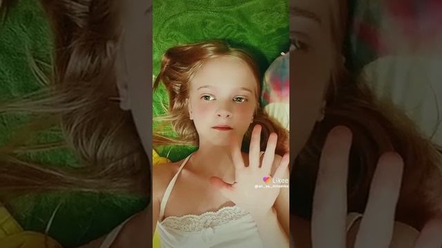 Если ты загнёшь больше 4 пальцев, то значит, что ты жадина говядина. смотреть онлайн