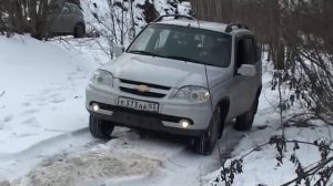 рено дастер,шевроле нива и лифан x 60 на бездорожье.