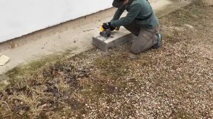 ?♂️Аккумуляторный штроборез DeWALT DCG200NT Обзор и тест резка штроб в бетоне тест алмазного диск