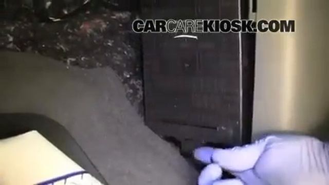 2004 2008 Ford F 150 Interior Fuse Check - Remove Cover (2 of 6) смотреть онлайн