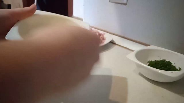 Аппетитные рулетики из лаваша, вкусный и сытный завтрак.