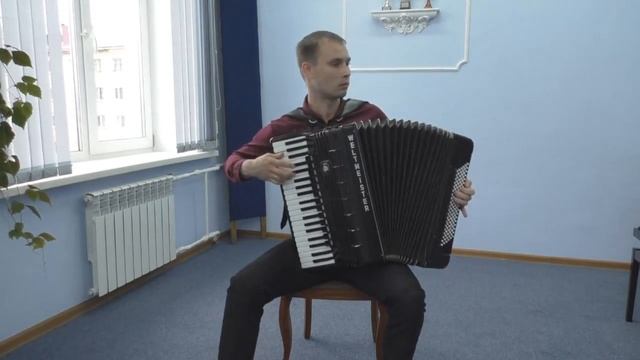 Л.Малиновский - Вот кто-то с горочки спустился