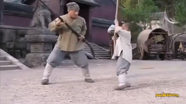 Джеки Чану дает уроки мальчик