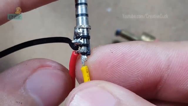 Connect 3.5 mm Headphone (4 pins) to Stereo audio jack | Mobile to woofer system connector cable смотреть онлайн