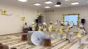 Каролина - "Танец поварят" в детском саду "Ладушки" ко Дню Повара, Тольятти 20.10.2022