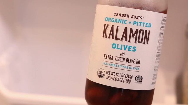 Low Waste Fridge Tour + 5 Plant Based Fridge Essentials | Alli Cherry