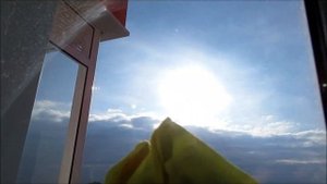 Отмыть окна без разводов. Обзор на L.O.C.™ Жидкость для мытья стекол от Amway.