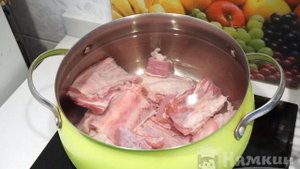 Картофельный суп с говяжьими ребрышками