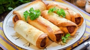 Сосиски в тостовом хлебе (в духовке)