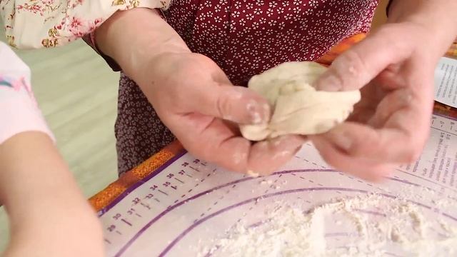 Вкусные булочки ЖАВОРОНКИ из постного теста в духовке смотреть онлайн