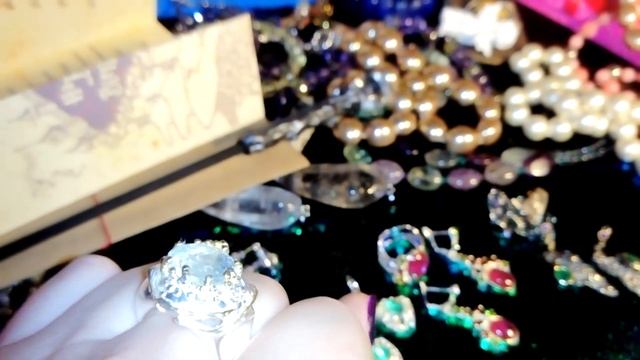 РОСКОШНЫЕ ГАРНИТУРЫ, ЦВЕТ ВСТАВОК РАСТОПИТ САМОЕ ХОЛОДНОЕ СЕРДЦЕ ♥ ? ???????? смотреть онлайн