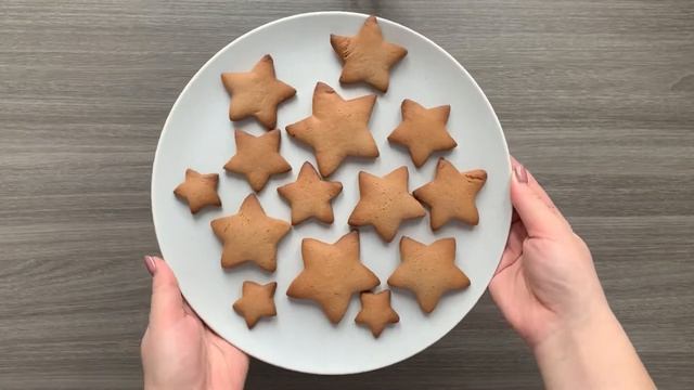 Шоколадное печенье с цветной глазурью