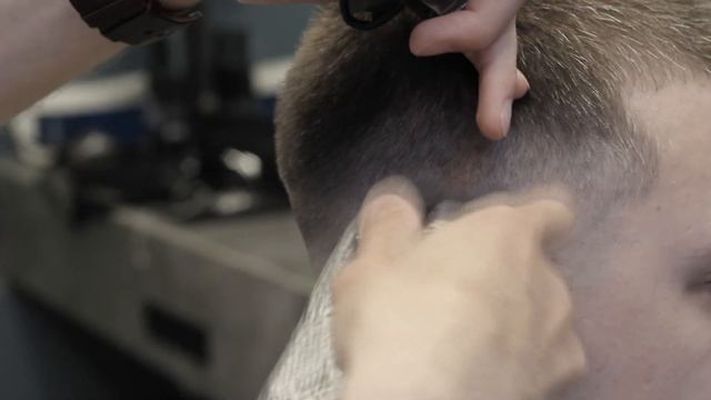 Стрижка машинкой фейд / fade смотреть онлайн