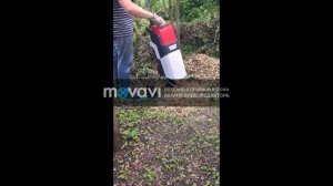 Мульчатор / измельчитель садовый Sterwins 2500 Вт в работе.