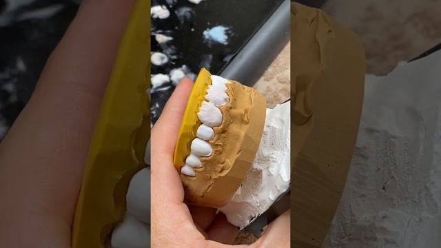 Ceramics dental technician керамика зубной техник нанисение керамики под силиконовый ключ часть 1