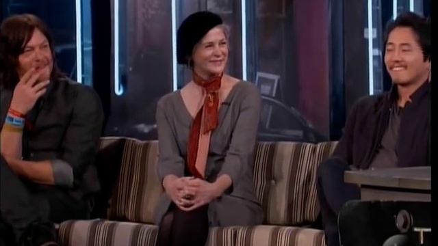 Melissa McBride, Norman Reedus and Steven Yeun on Jimmy Kimmel смотреть онлайн