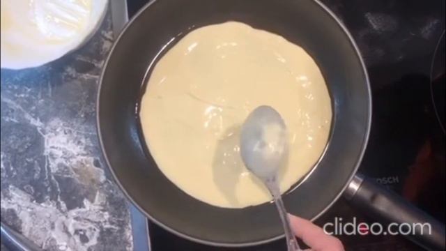 Фруктовая пицца. Простой рецепт пиццы на сковороде.