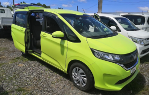 Пригнал ХОНДУ и ТОЙОТУ из Владивостока: