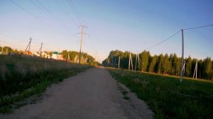 Первый раз за рулем мотоцикла. Девочка на питбайке