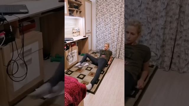 Шпагат с нуля. Шпагат из бревна. Разминка перед растяжкой. Тренировка #5, отдых. смотреть онлайн