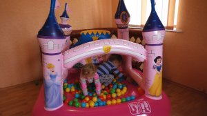 ✿ Батут Дисней Принцессы "Замок". Распаковка и Прыжки. Disney Princesses Castle Trampoline