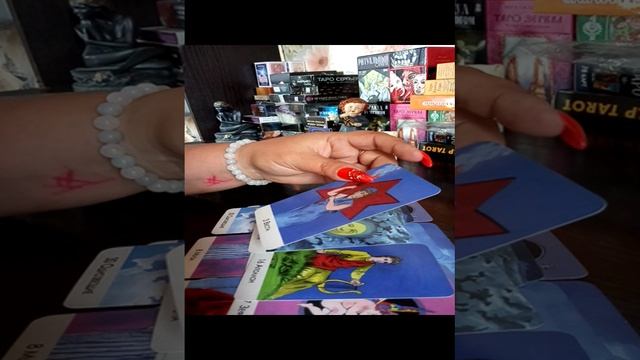 ??Что соперница думает о вашем мужчине!?#тарогадание#онлайнраскдад#
