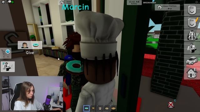 Моя ПОНЧИКОВАЯ в БРУКХЕЙВЕН РП Роблокс! Открыла свой ресторан в Brookhaven RP Roblox смотреть онлайн