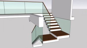 Стеклянное ограждение лестницы, площадки и проема