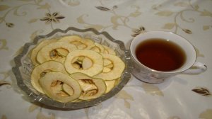 КАК  ПРИГОТОВИТЬ ЯБЛОЧНЫЕ ЧИПСЫ  К ЧАЮ   , ОТ КОТОРЫХ  НЕ ПОПРАВЛЯЮТСЯ