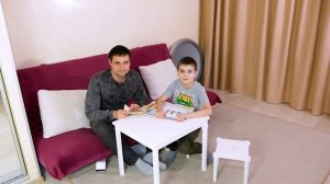 У Эдика Открылись Сверхспособности Угадал Бейблэйд Не Открывая Коробку // скетчи для детей