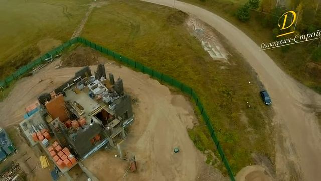 Строительство дома с высоты птичьего полета смотреть онлайн