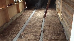 Реконструкция загородного дома. Утепление полов мин. ватой ТеплоКнауф. Строительство террасы.