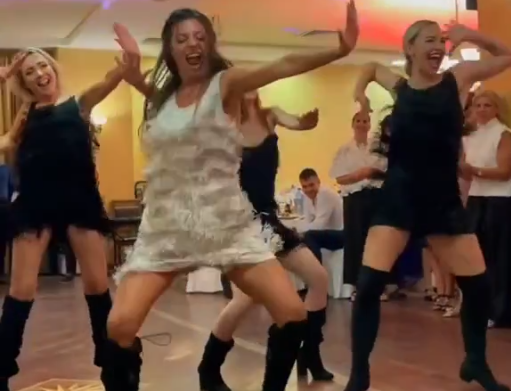 Если ваша вечеринка не похожа на это, даже не пытайтесь меня приглашать смотреть онлайн