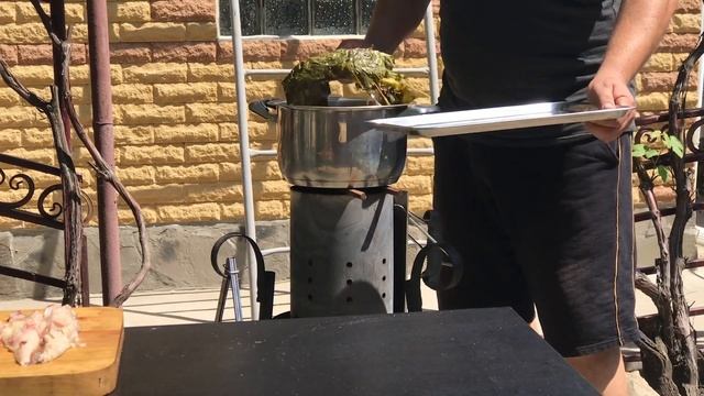 СКУМБРИЯ В ВИНОГРАДНЫХ ЛИСТЬЯХ ( ДОЛМА ИЗ РЫБЫ)