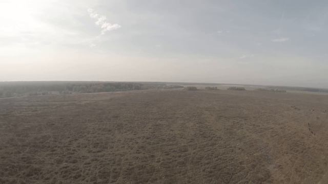 Полет над полем смотреть онлайн