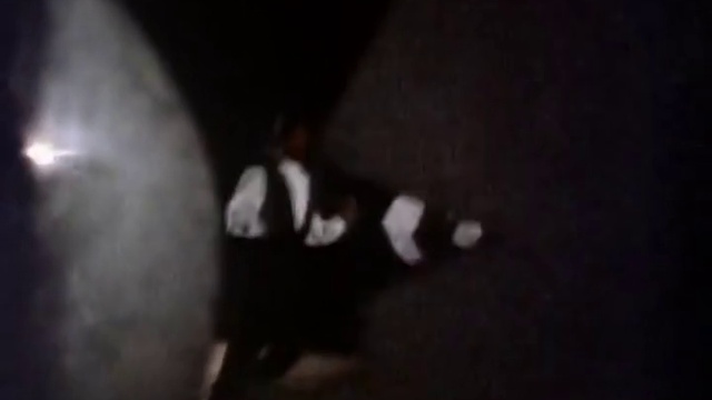 Vanilla Ice - Ice Ice Baby смотреть онлайн