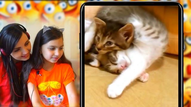 НЕ ЗАСМЕЙСЯ ЧЕЛЛЕНДЖ с КОТАМИ и Мамой #2 Попробуй не засмеяться Чуть НЕ Лопнули ОТ СМЕХА Валеришка смотреть онлайн