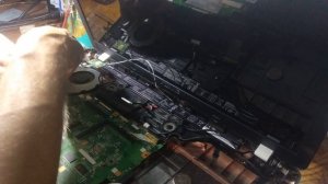Ноутбук Asus сам включается. Разборка Asus X751SJ. Самопроизвольное включение ноутбука Asus