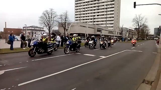 Dua Xe May - Moc Chau 25 4 2015 смотреть онлайн